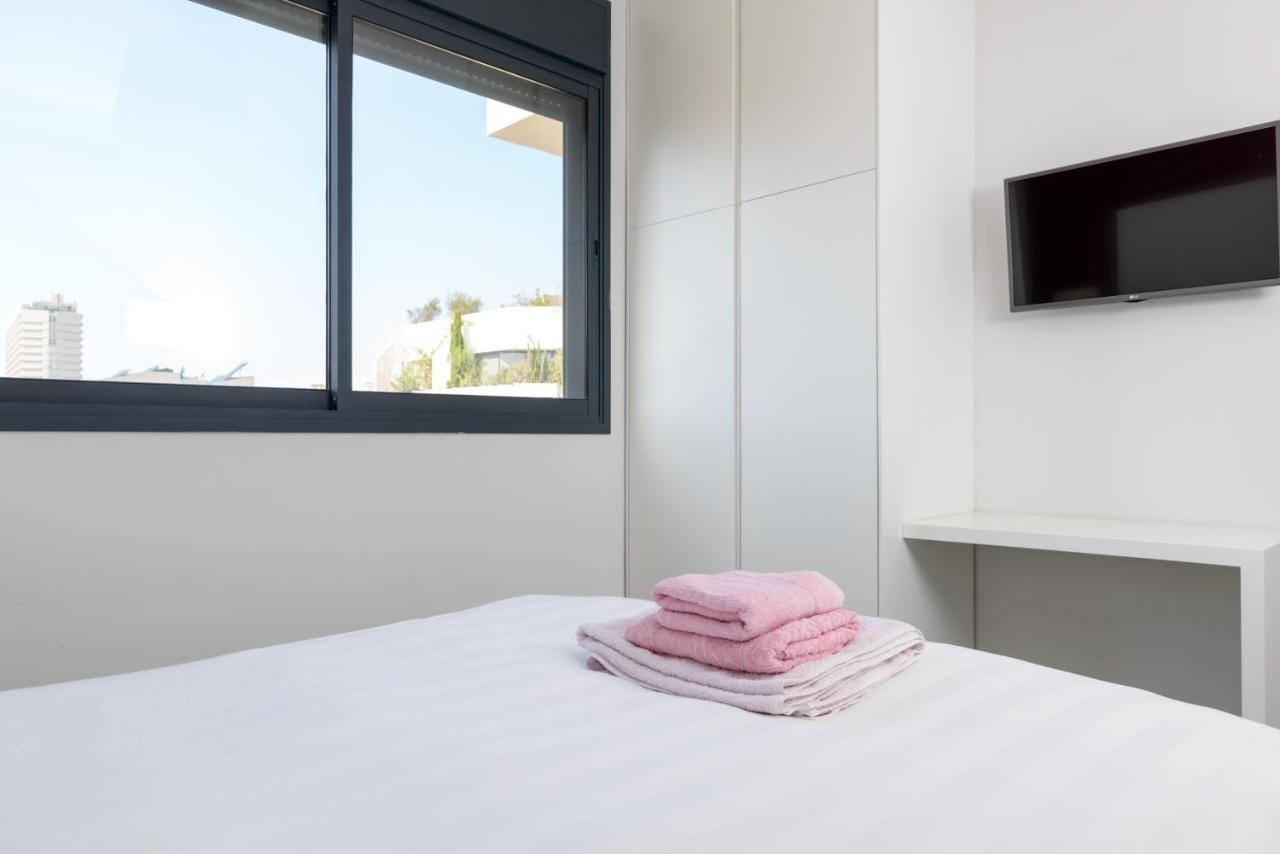 Апартаменти Bright & Modern 2Br With Balcony On Dizzengoff Тель-Авів Екстер'єр фото